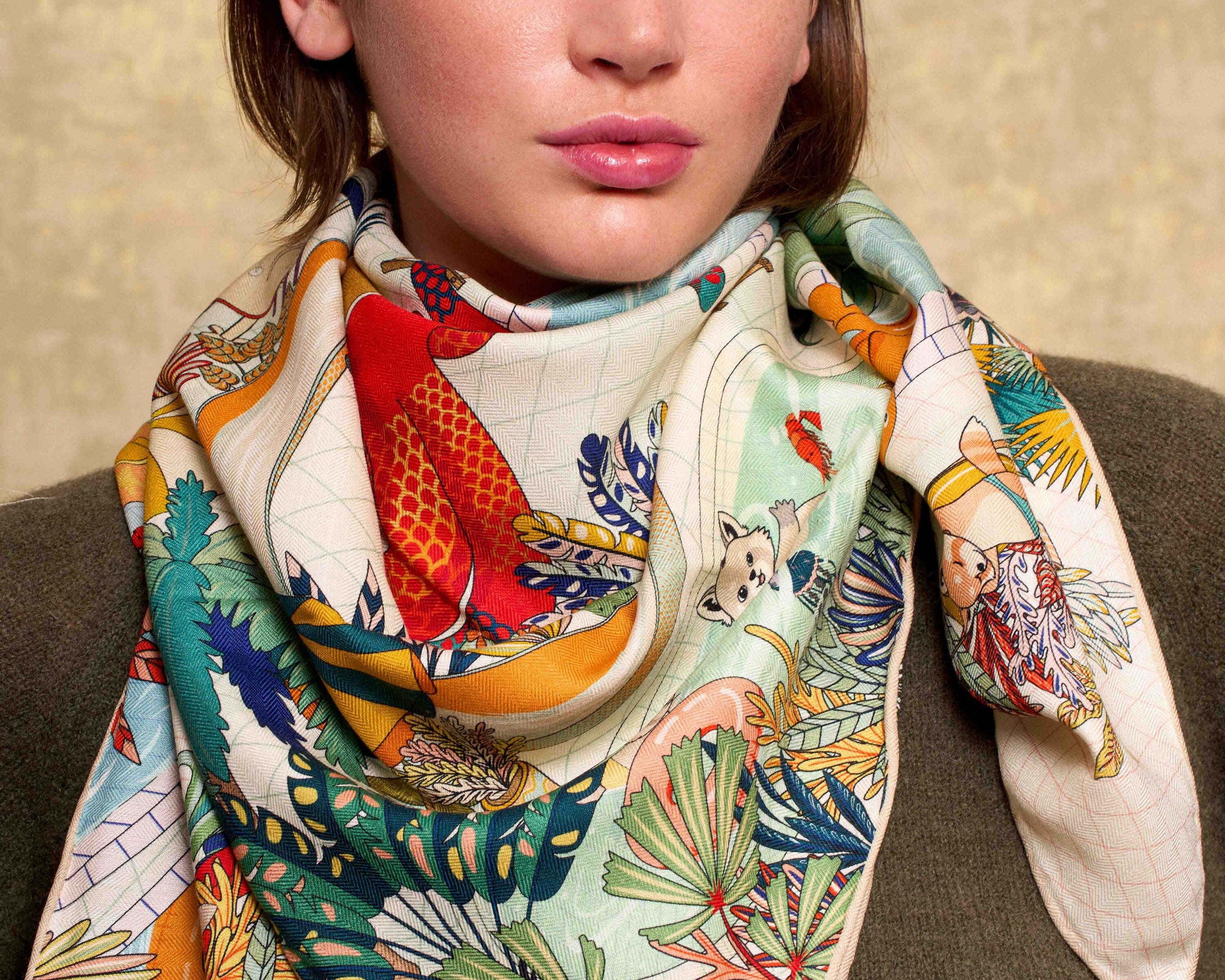 Un foulard, cinq façons de le porter