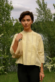 Blouse Emma butter yellow