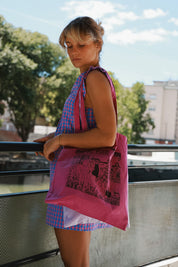 Tote bag