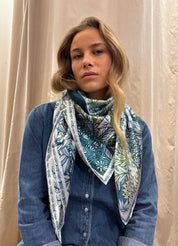 Maxi Foulard Soie Panthère de nuit bleu minuit