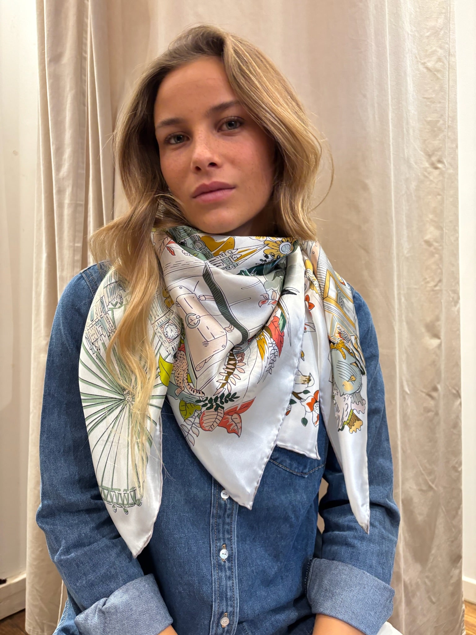 Maxi Foulard Soie Escapade pastel