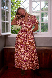 Robe Sofia Leo Painting