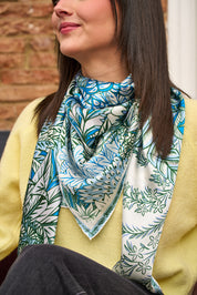 Maxi Foulard Soie Panthère de nuit bleu et vert